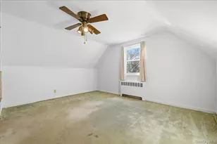 537 8th Ave, New Hyde Park, NY 11040 - Photo 24