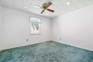 537 8th Ave, New Hyde Park, NY 11040 - Photo 32