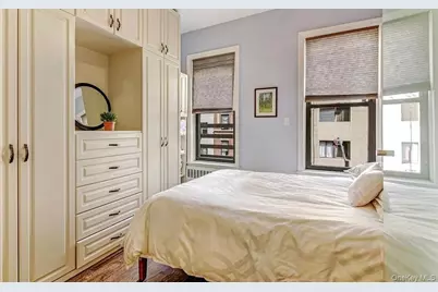 120 East 83rd #3A, New York, NY 10028 - Photo 2