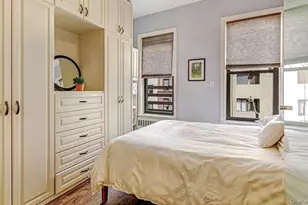 120 East 83rd, New York, NY 10028 - Photo 2