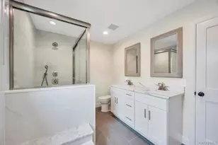 42 Volta Dr, Deer Park, NY 11729 - Photo 30