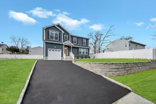 42 Volta Dr, Deer Park, NY 11729 - Photo 2