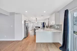 42 Volta Dr, Deer Park, NY 11729 - Photo 8