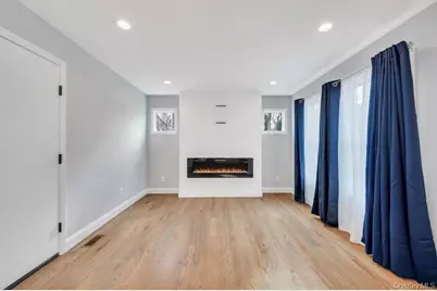 42 Volta Drive, Deer Park, NY 11729 - Photo 14