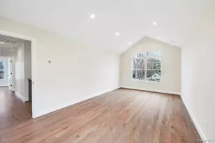 42 Volta Dr, Deer Park, NY 11729 - Photo 22