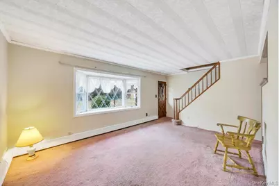 10 Grape Lane, Hicksville, NY 11801 - Photo 8