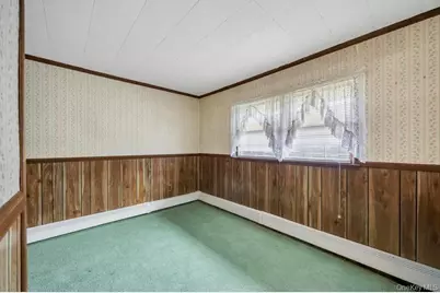 10 Grape Lane, Hicksville, NY 11801 - Photo 14