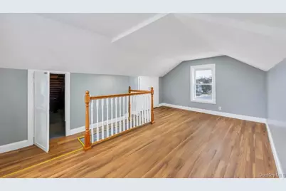 17 Sapir Street, Valley Stream, NY 11580 - Photo 18