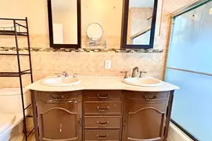 80-35 249th St, Bellerose, NY 11426 - Photo 14