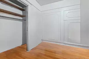 105-18 171st Pl, Jamaica, NY 11433 - Photo 10