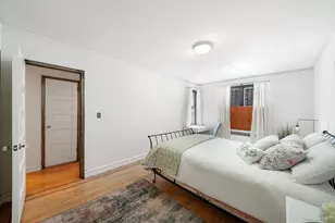 303 E 37th St, New York, NY 10016 - Photo 8