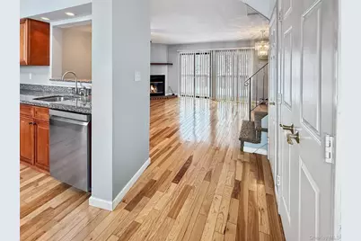 1206 Chelsea Cove S, Hopewell Junction, NY 12533 - Photo 4