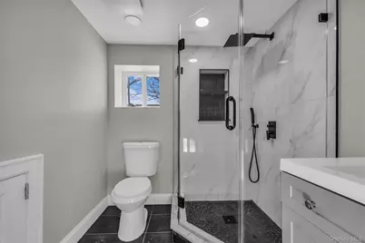 39 Layton Street, Freeport, NY 11520 - Photo 22