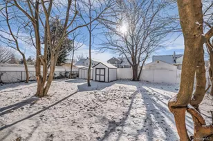 39 Layton St, Freeport, NY 11520 - Photo 32