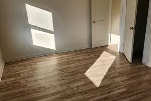 260 Biltmore Ave, Elmont, NY 11003 - Photo 6