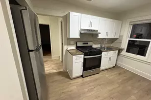 260 Biltmore Ave, Elmont, NY 11003 - Photo 10