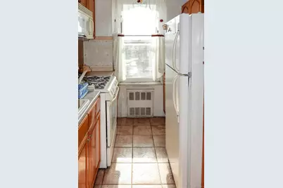 1332 Metropolitan Avenue #5G, Bronx, NY 10462 - Photo 10