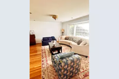 310 Southwood Circle, Syosset, NY 11791 - Photo 6