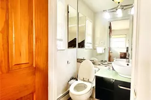 310 Southwood Cir, Syosset, NY 11791 - Photo 8