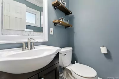 3 Alabama Avenue, Port Jefferson Station, NY 11776 - Photo 12