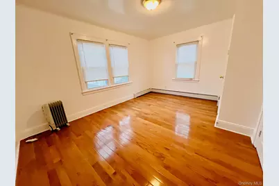 71-19 Nansen Street #2nd Floor, Forest Hills, NY 11375 - Photo 4