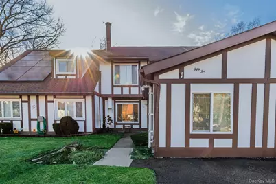 52 Briar Hill Court, Middle Island, NY 11953 - Photo 1