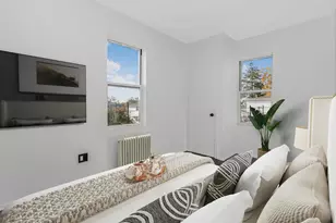 146-84 182nd St, Springfield Gardens, NY 11413 - Photo 18