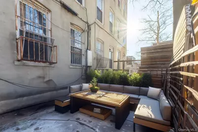 1586 E 22 St, Brooklyn, NY 11229 - Photo 8