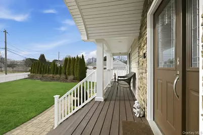 3 Neptune Place, Massapequa, NY 11758 - Photo 2