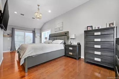 3 Neptune Place, Massapequa, NY 11758 - Photo 22