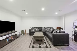 1425 Jerusalem Ave, Merrick, NY 11565 - Photo 16