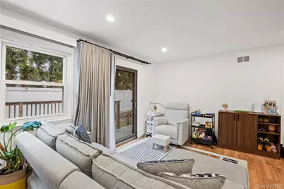 1425 Jerusalem Ave. #7, Merrick, NY 11565 - Photo 6