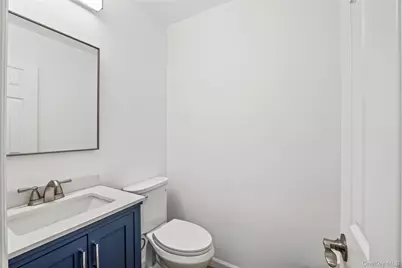 1425 Jerusalem Ave. #7, Merrick, NY 11565 - Photo 10