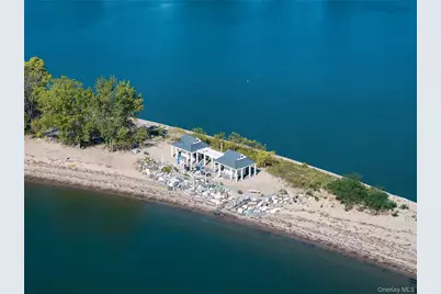 63 Premium Point, New Rochelle, NY 10801 - Photo 22