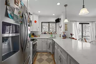 605 Kemeys Ave, Briarcliff Manor, NY 10510 - Photo 4