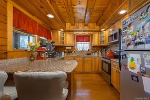 21 Old Town Rd, Beacon, NY 12508 - Photo 14