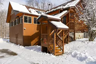 21 Old Town Rd, Beacon, NY 12508 - Photo 2