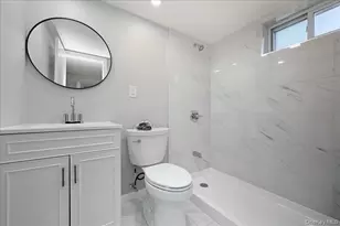 70 Nevada St, Hicksville, NY 11801 - Photo 22