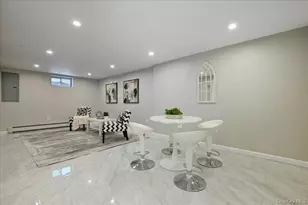 70 Nevada St, Hicksville, NY 11801 - Photo 24