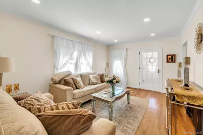 20 Law Street, Valley Stream, NY 11580 - Photo 6