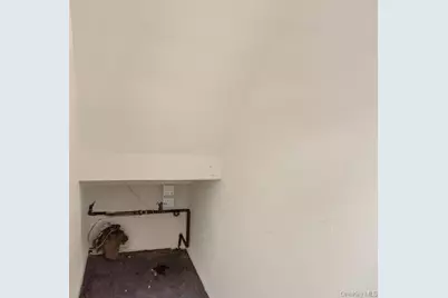 3669 Boller Avenue, Bronx, NY 10466 - Photo 16