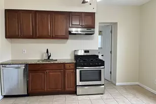 400 Jericho Tpke, New Hyde Park, NY 11040 - Photo 4