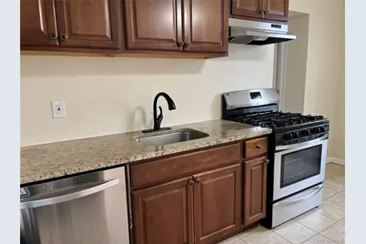 400 Jericho Turnpike #4, New Hyde Park, NY 11040 - Photo 2