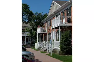 50 Chelsea Ct, Bohemia, NY 11716 - Photo 2