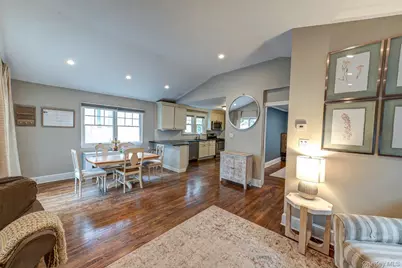 75 Bar Beach Road, Port Washington, NY 11050 - Photo 4