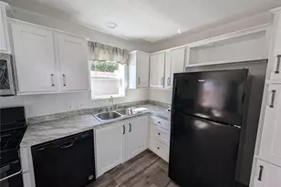 11 Square Hill Rd, New Windsor, NY 12553 - Photo 6