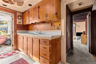 32 Hillside Road, Stony Brook, NY 11790 - Photo 8