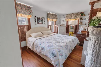 32 Hillside Road, Stony Brook, NY 11790 - Photo 14