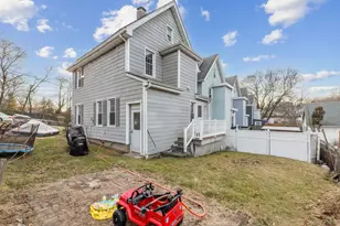 983 Warren Ave, Peekskill, NY 10566 - Photo 4