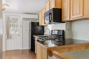 265 Oakland Valley Rd, Cuddebackville, NY 12729 - Photo 16